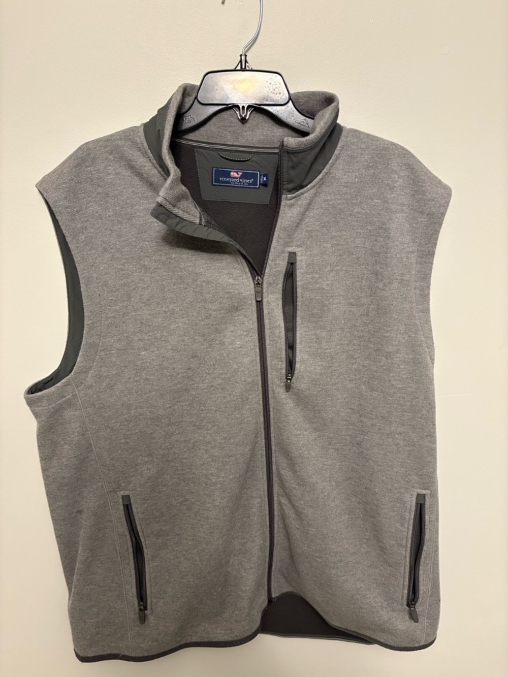 Vineyard Vines Men's Grey Mountain Fleece Vest Size XL Pockets